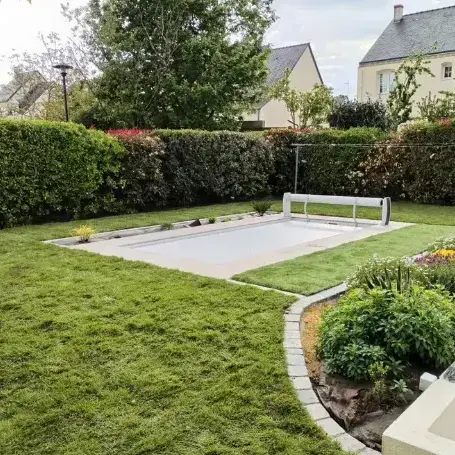 jardinier à Mazé-Milon - image 3